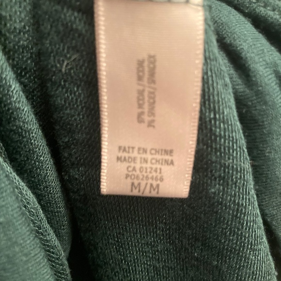 Contemporaine by Simons Green loose fit tunic top - neon accent - pocket - Picture 5 of 5